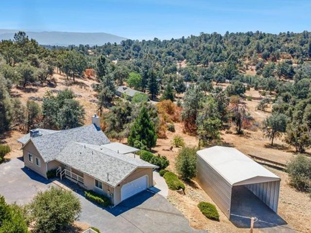 House for sale in North Fork, California