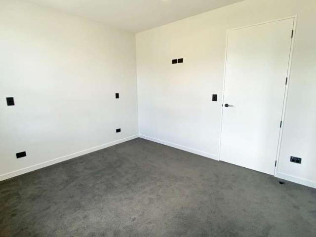 Townhouse for rent in Heathcote, Canterbury