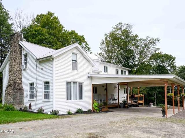 House for sale in Lake Como, Preston Township