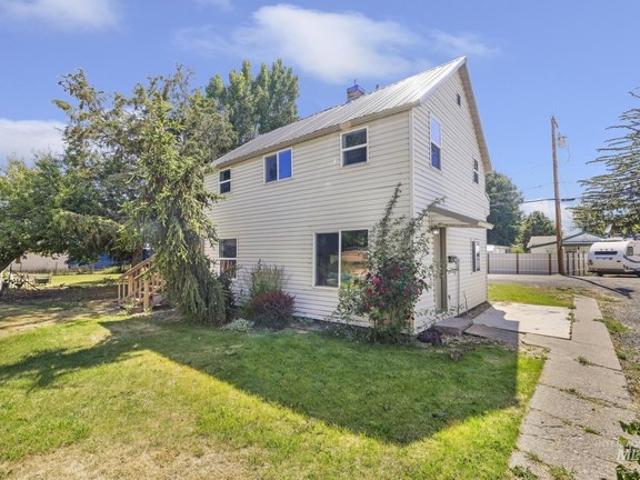 House for sale in Gooding, Idaho