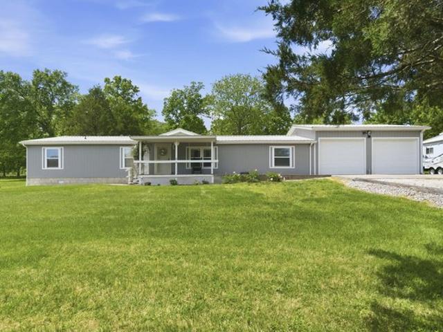 House for sale in Humansville, Missouri