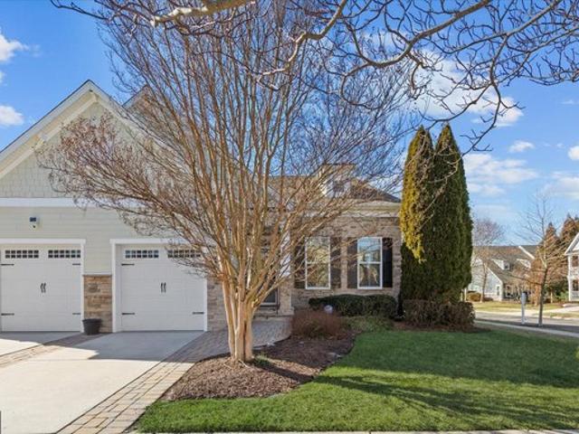 Townhouse for sale in Delaware