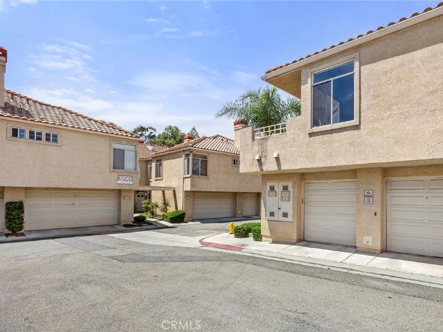 Condo for sale in Corona, California