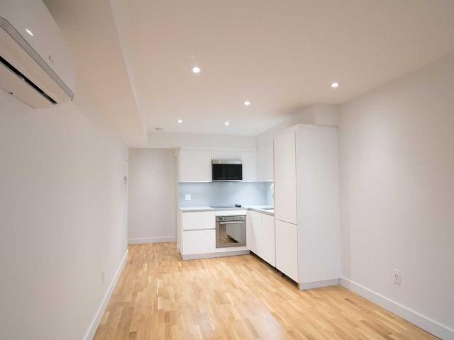 Apartment for rent in St. Leonard's, Quebec