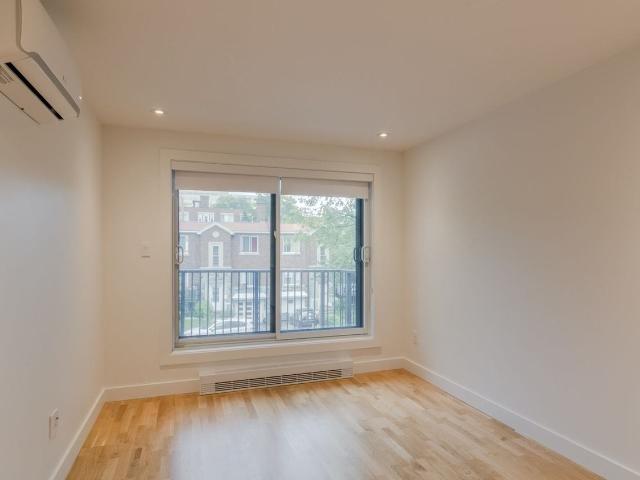 Apartment for rent in St. Leonard's, Quebec