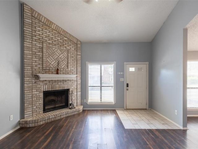 Townhouse for sale in Taylor, Texas