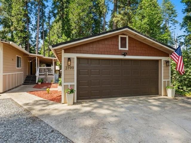 House for sale in Pollock Pines, California