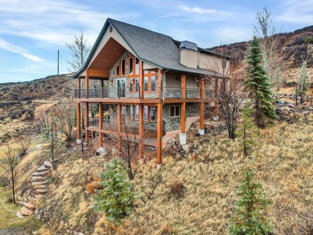 House for sale in Coalville, Utah
