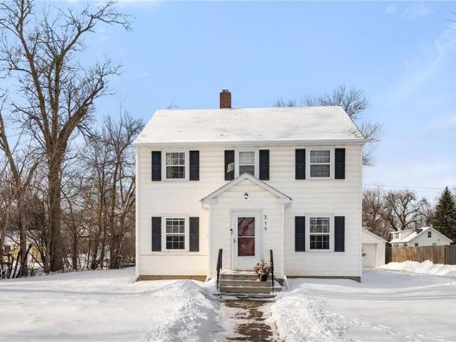 House for sale in Mayville, North Dakota