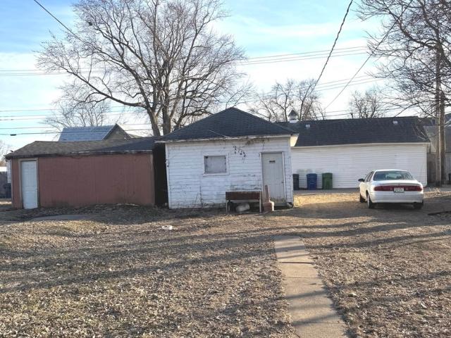 House for sale in Clinton, Iowa