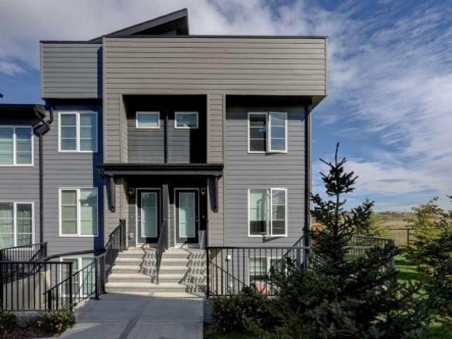 Townhouse for sale in Haskayne, Calgary