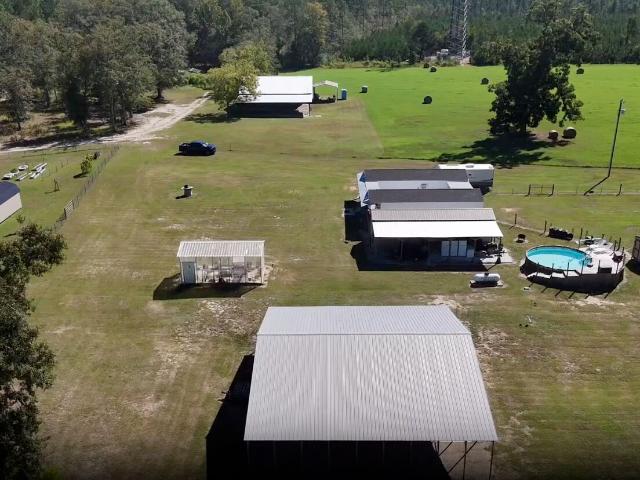 House for sale in Claxton, Georgia