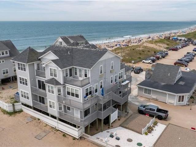 Townhouse for sale in Westerly, Rhode Island