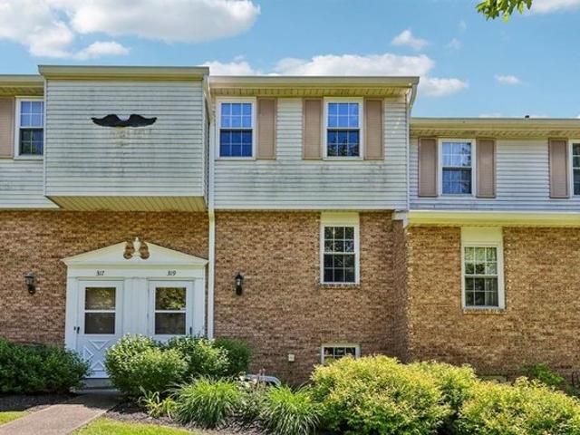 Condo for sale in Cranberry Twp, Pennsylvania