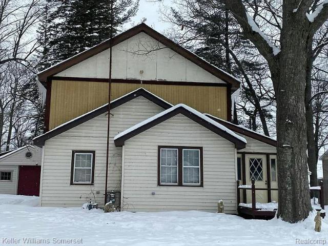 House for sale in Houghton Lake, Michigan