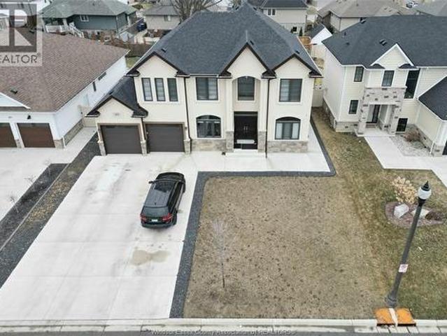 House for sale in Lakeshore, Ontario