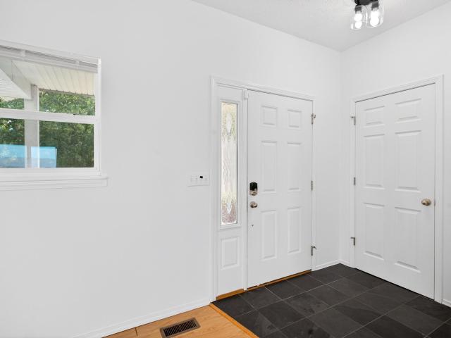 House for sale in Powersite, Taney County