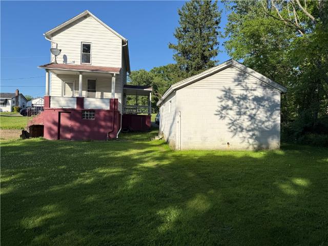 House for sale in New Castle, Pennsylvania