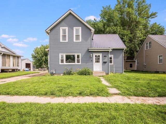 House for sale in Blue Earth, Minnesota