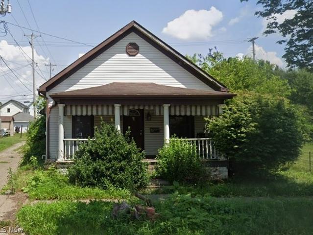 House for sale in Uhrichsville, Ohio