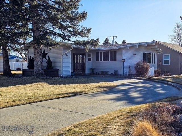 House for sale in Sweet Grass, Montana