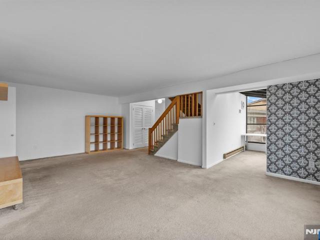 Condo for sale in Cliffside Park, New Jersey