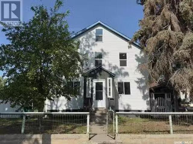 House for sale in Saskatoon, Saskatchewan