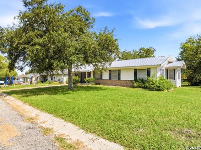 House for sale in Kenedy, Texas
