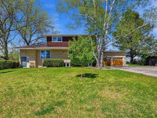 House for sale in Beaver Dam, Wisconsin