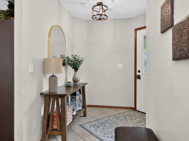Townhouse for sale in Barclay Manor, Naperville