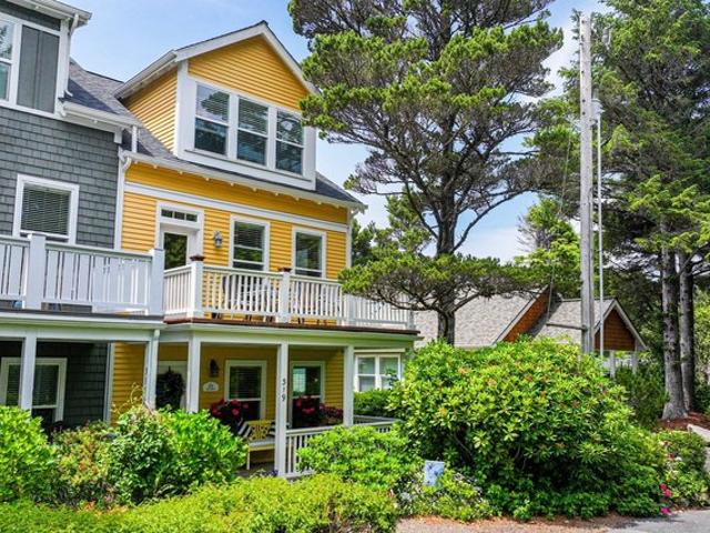 Townhouse for sale in Oregonia
