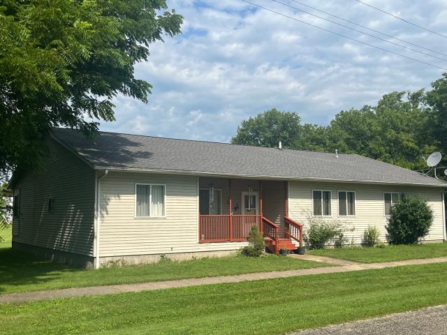 House for sale in Bureau, Illinois