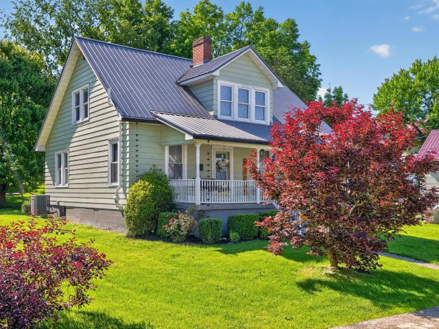 House for sale in Carlisle, Kentucky