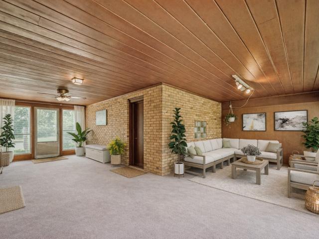 Property for rent in Carpentersville, Illinois