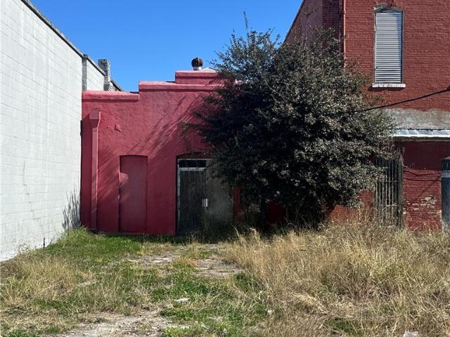 Commercial for sale in Beeville, Bee County