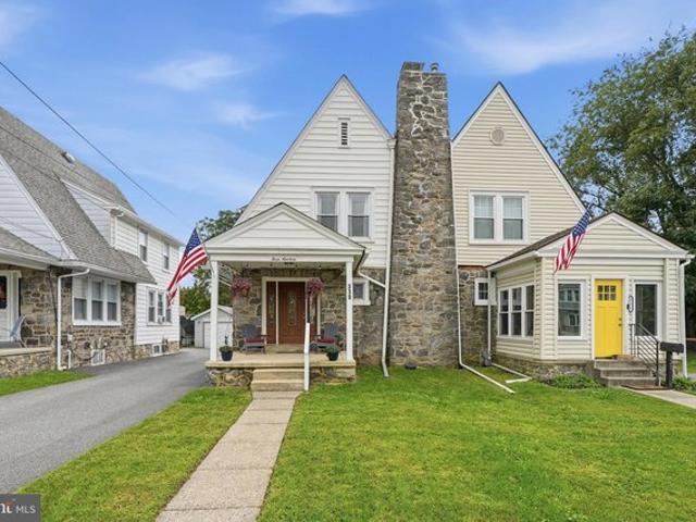Townhouse for sale in Springfield Township, Delaware County