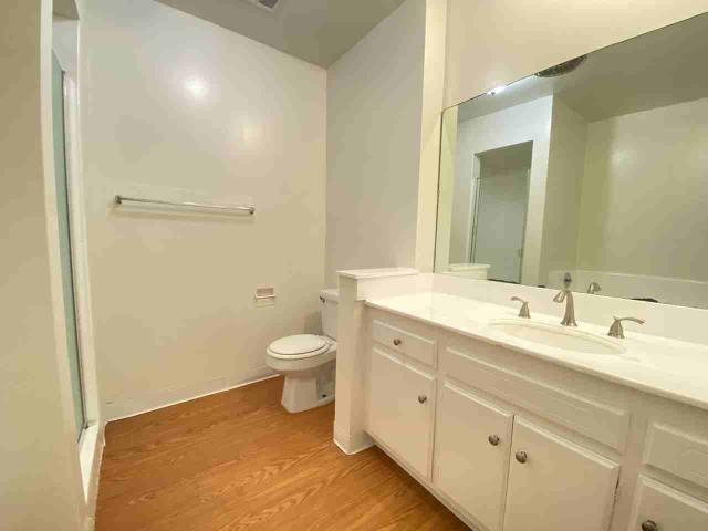 Apartment for rent in Canoga Park, California