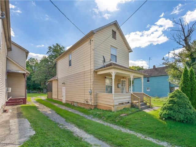 House for sale in Youngstown, Ohio