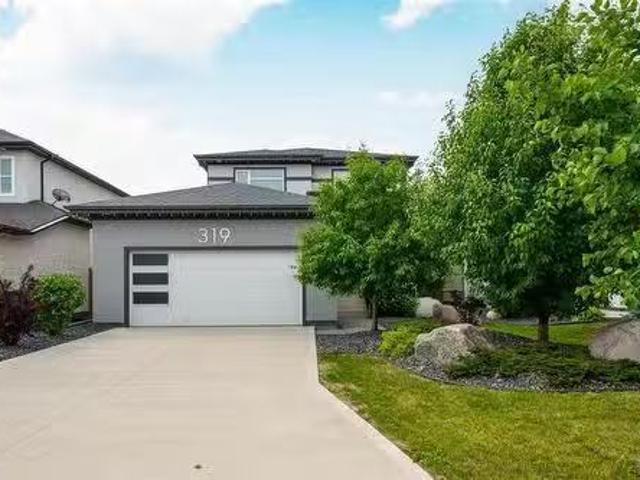 House for sale in East St. Paul, Manitoba