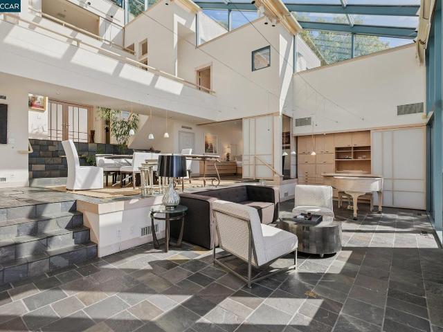 House for sale in Orinda, California