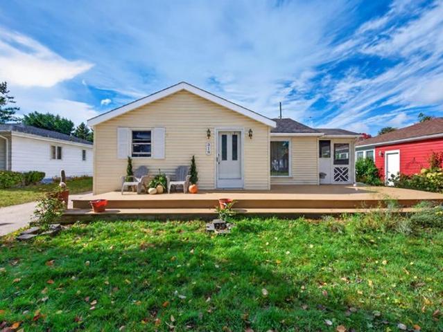 House for sale in Center City, Midland