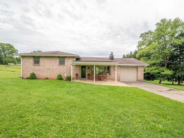 House for sale in Latrobe, Pennsylvania