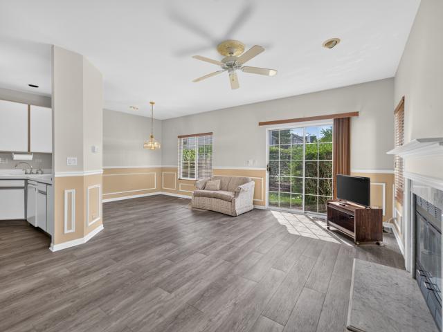 Condo for sale in South Elgin, Kane County