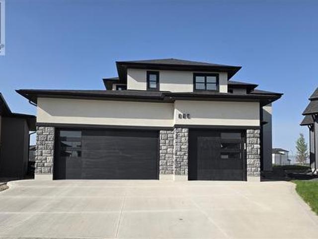 House for sale in Saskatoon, Saskatchewan