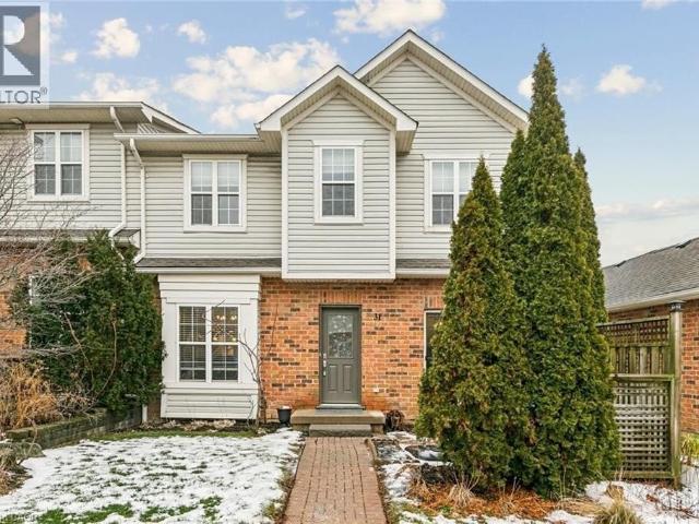 Townhouse for sale in Ancaster, Ontario