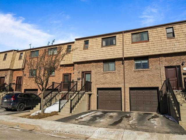 Condo for sale in Oakville, Ontario