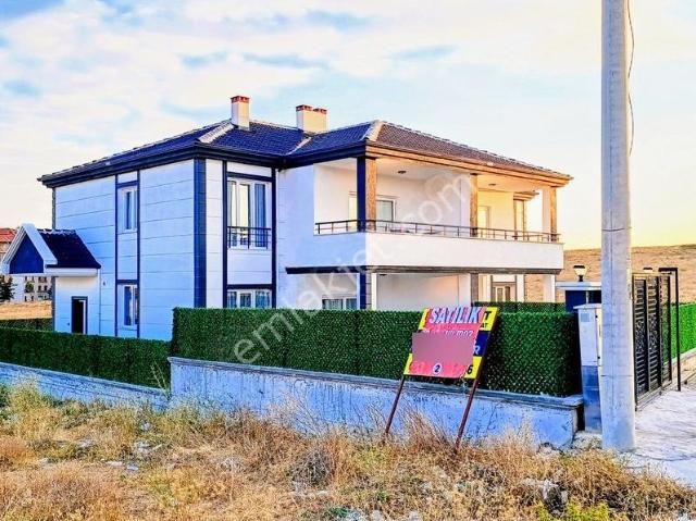 Niğde içerisinde satılık Villa