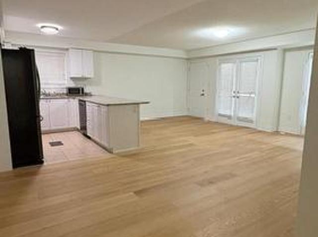 Townhouse for rent in Georgina, Ontario