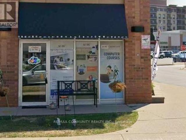 Commercial for rent in York, Ontario