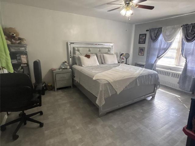 House for sale in Queens, Arverne